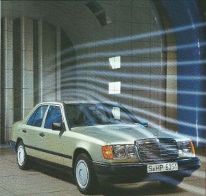 Mercedes-W124-0003