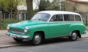 Wartburg_311-combi_cropped_for_use_with_smaller_screens