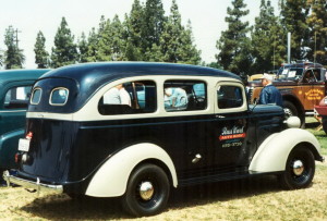 1937_Chevrolet_Carryall_Suburban