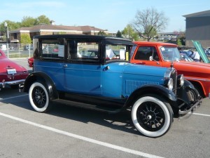 P1090414-261-Oakland-1926-Sedan
