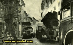 Thierry Difficile d'imaginer que la Nationale 7 et la presque totalité du trafic vers la Côte d'Azur passait par le centre du village jusqu'en 1968