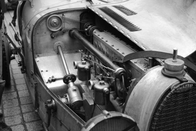 Engine_Bugatti_Type_35