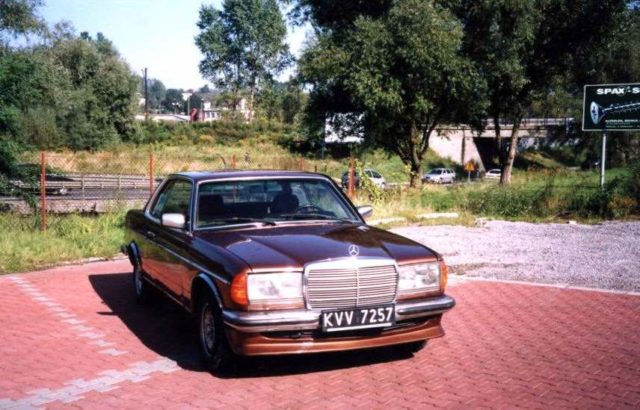 2000-auto-02g-front
